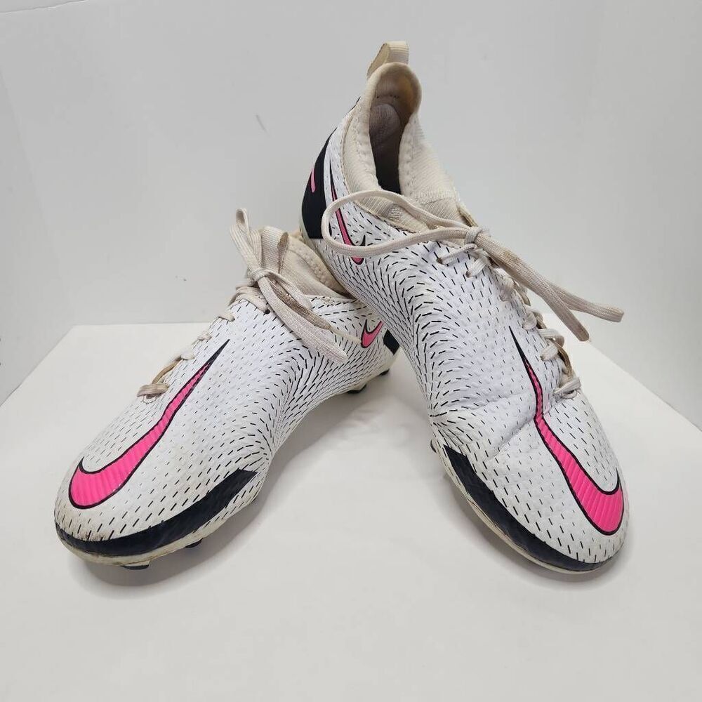 Nike Womens White Pink Phantom Soccer Cleats Shoes Size 4